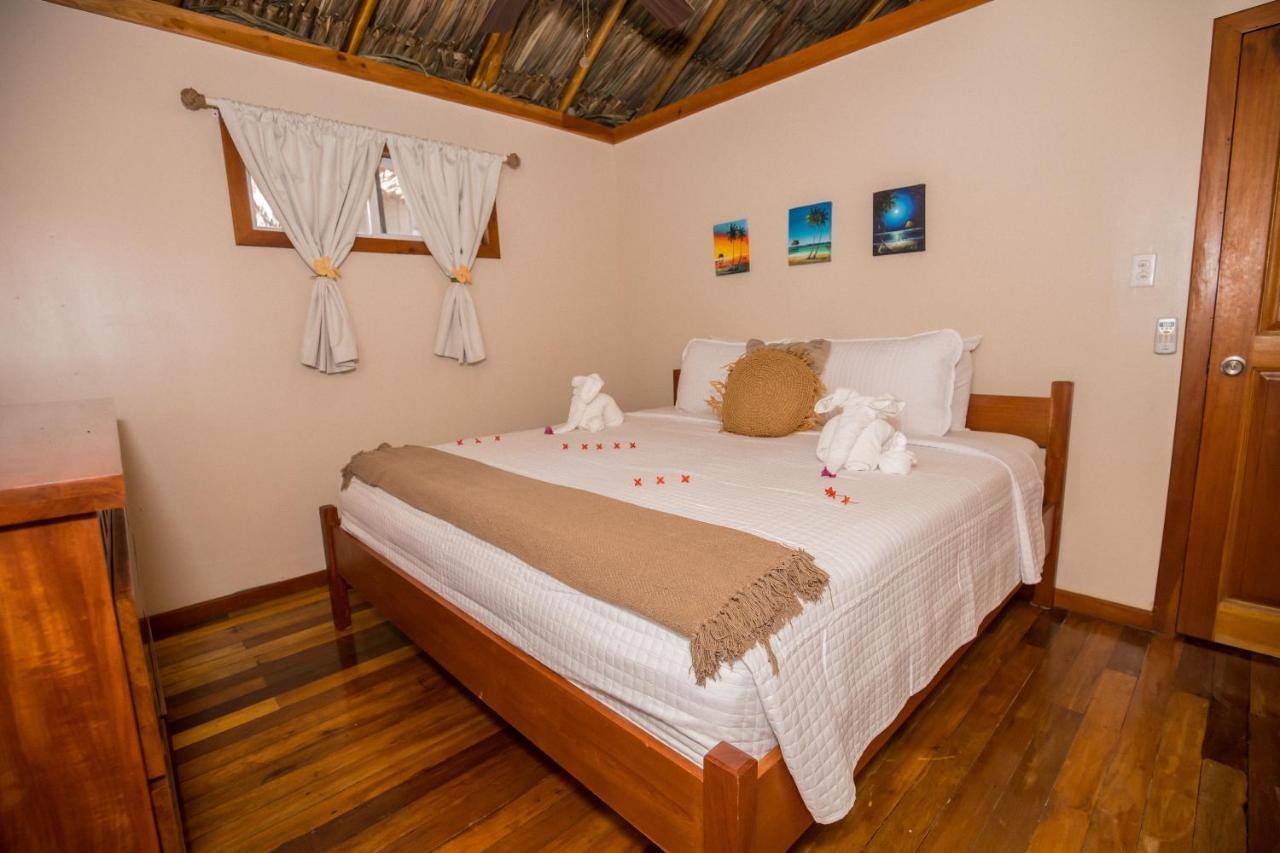 Hidden Jewel Boutique Hotel ซานเปโดร ภายนอก รูปภาพ