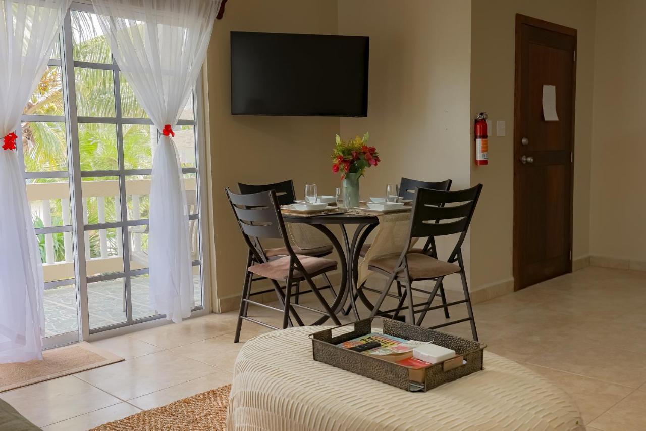 Hidden Jewel Boutique Hotel ซานเปโดร ภายนอก รูปภาพ
