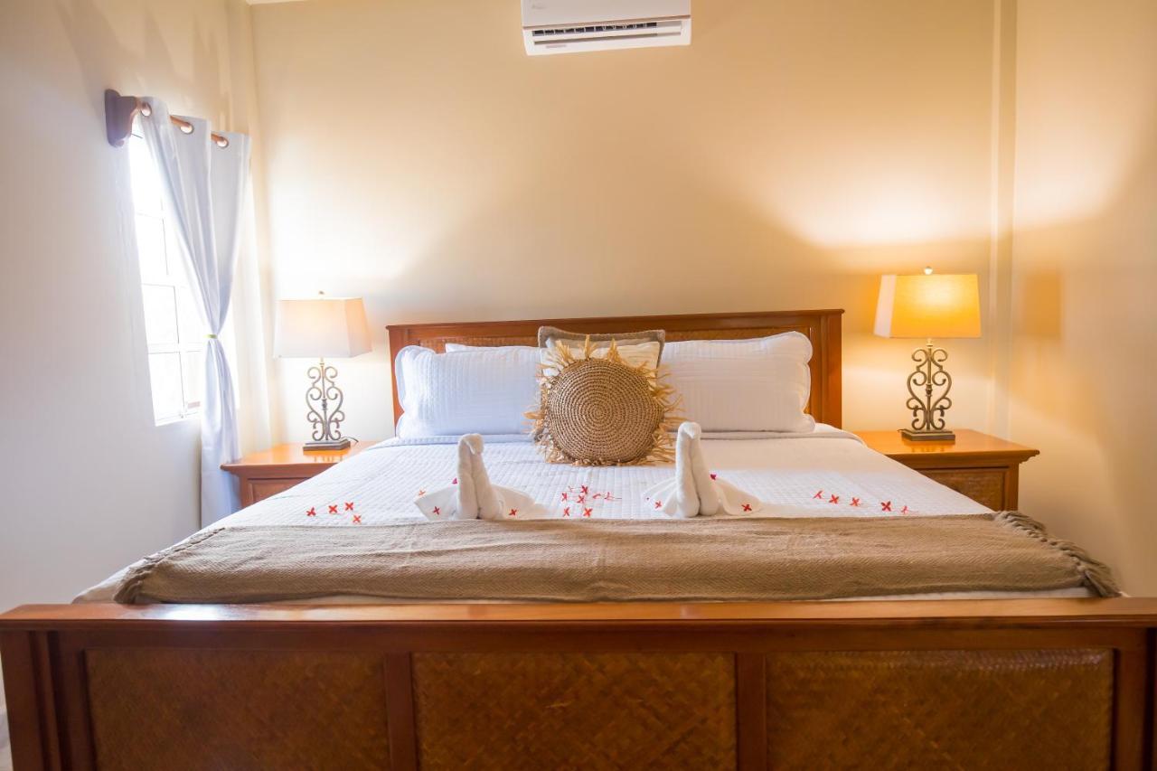 Hidden Jewel Boutique Hotel ซานเปโดร ภายนอก รูปภาพ
